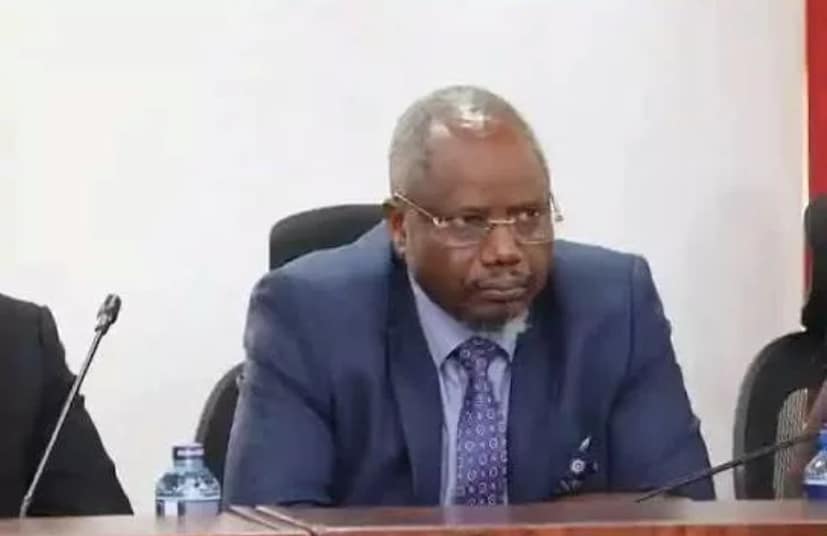 Mt Elgon MP Fred Kapondo has denied claims that 18 guns and thousands of bullets were recovered from his residence.