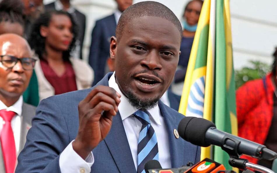 Flooded street in Nairobi as government launches emergency response